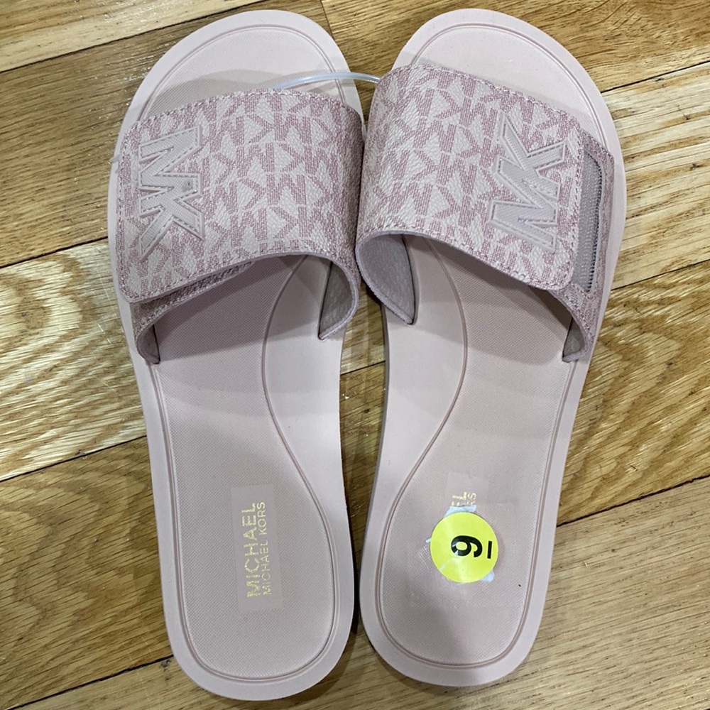 COPY - Michael Kors Womens Cushioned Slide sandals.Pink